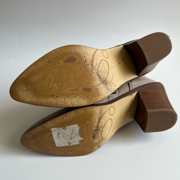 FERGIE- Nude Beige Ankle Boots Booties with Zipper Size 8.5 - Picture 6 of 7